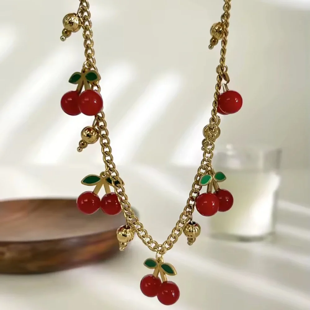 18K GOLD Cherry Charm Necklace
Stainless Steel Gold Plated - Picture 4 of 9